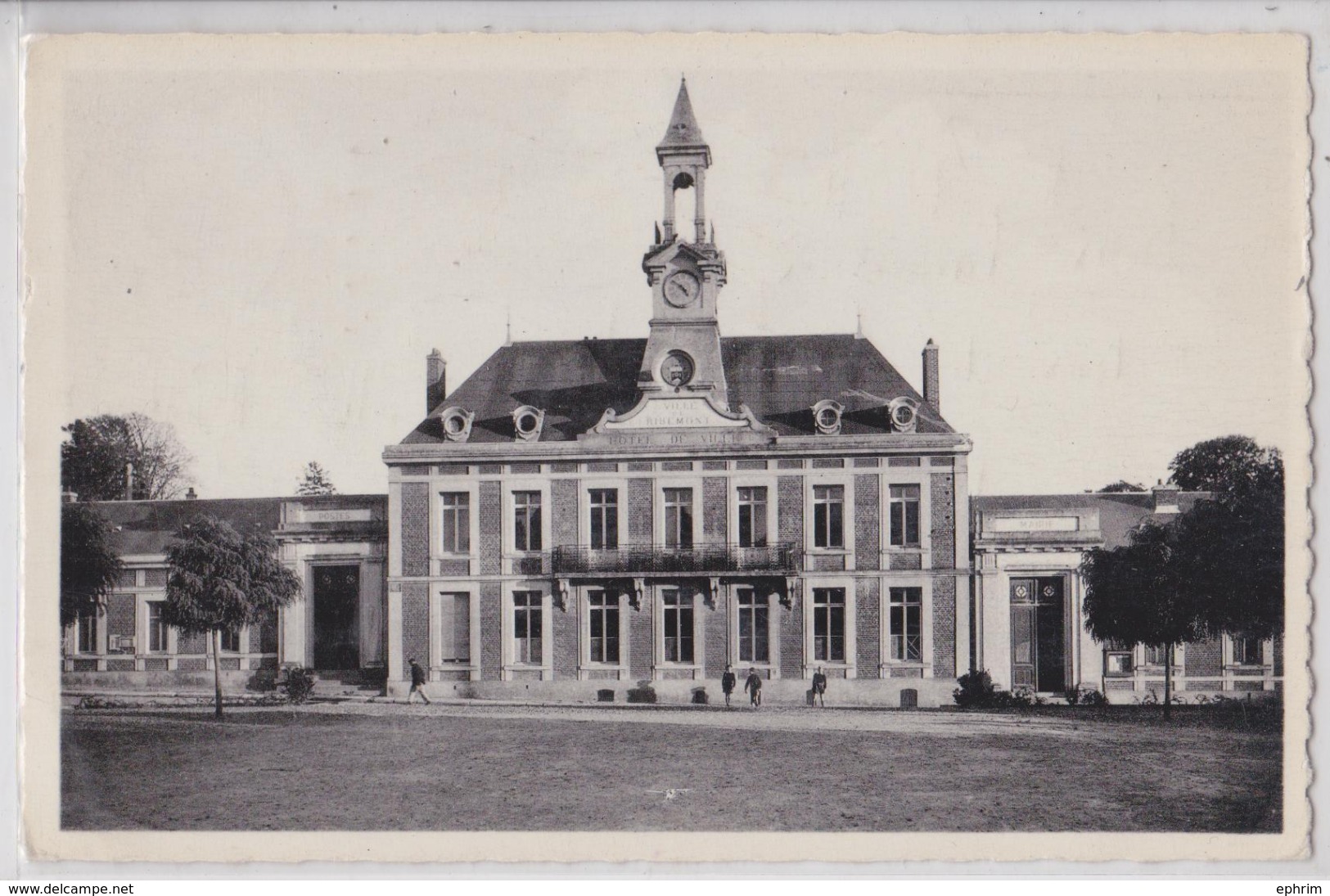 RIBEMONT (Aisne) - Hôtel De Ville - Autres & Non Classés