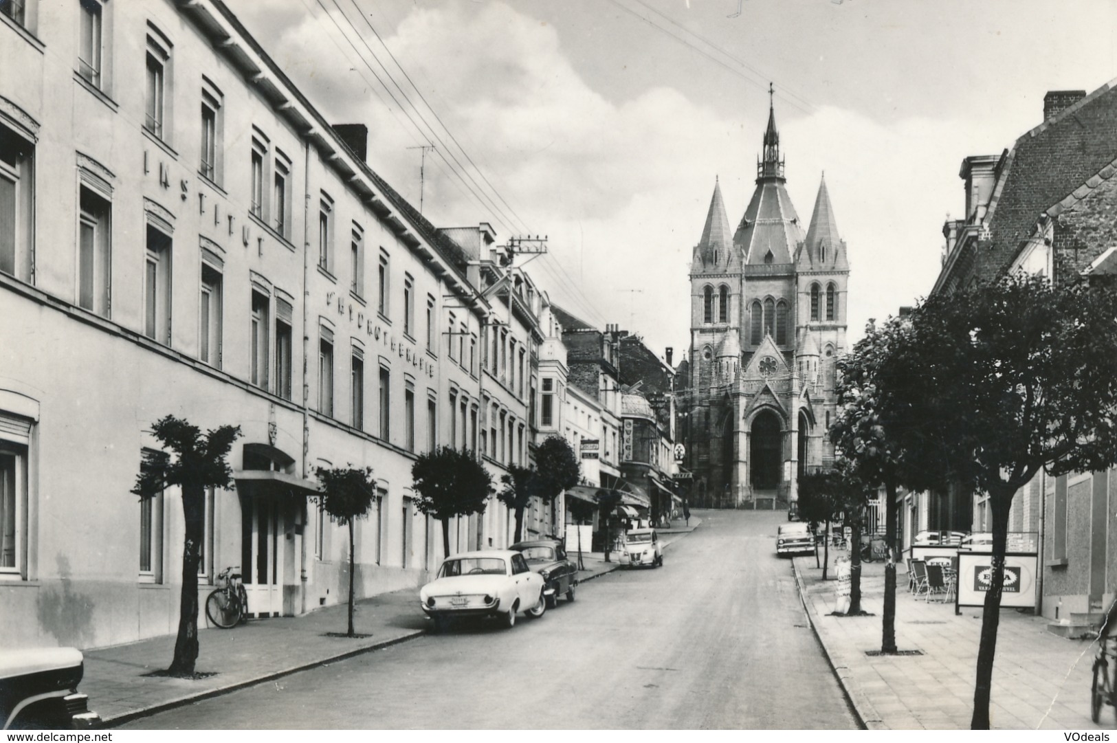 CPSM - Belgique - Bon-Secours - Avenue De La Basilique - Péruwelz