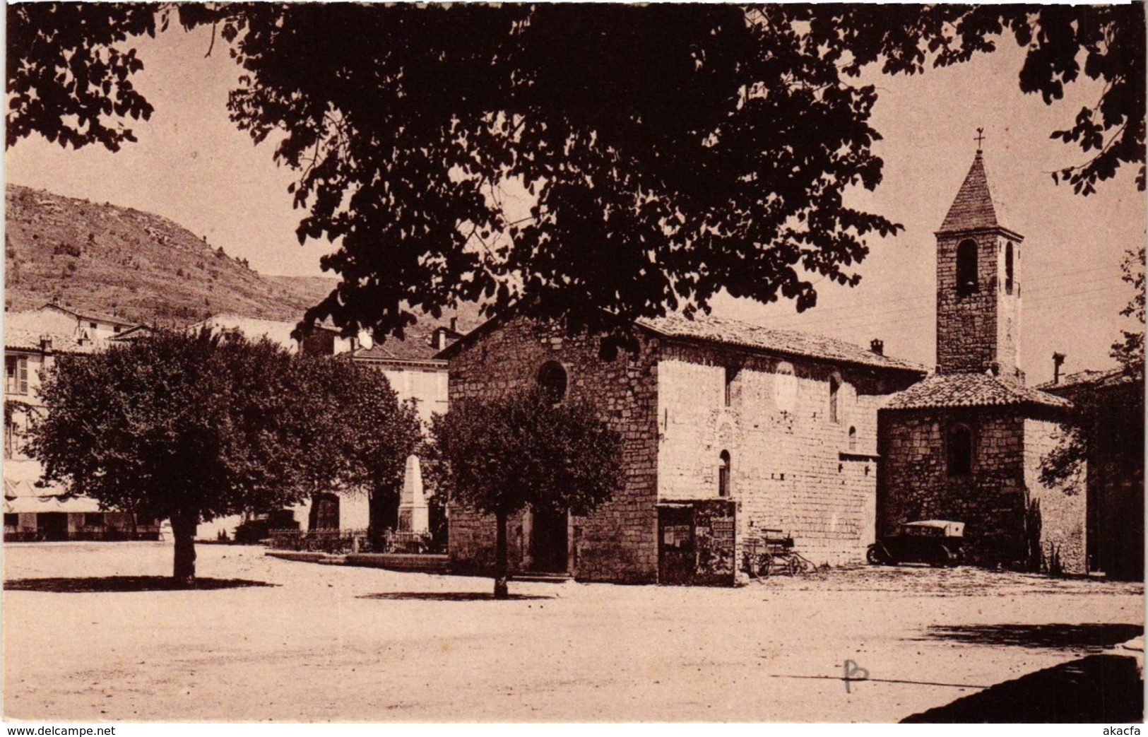 CPA La Constantine Provencale - TOURRETTES-sur-LOUP - La Place De (656065) - Otros & Sin Clasificación