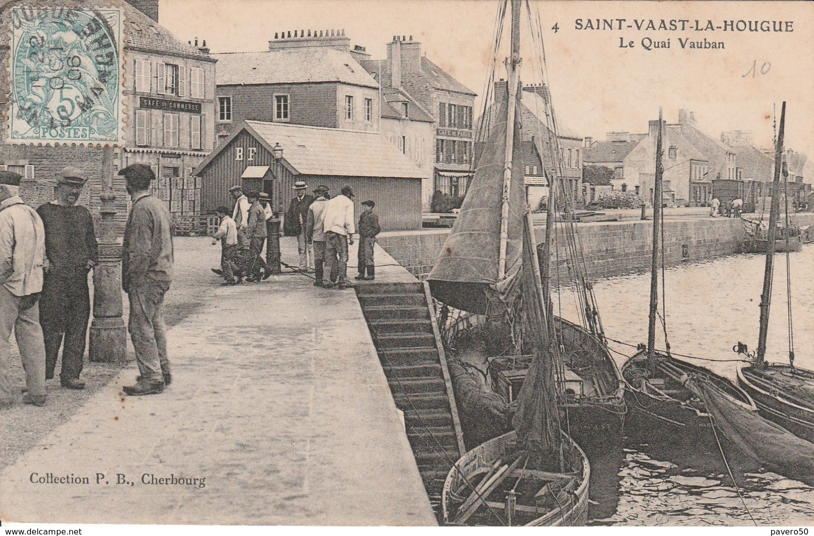 Le Quai Vauban - Saint Vaast La Hougue