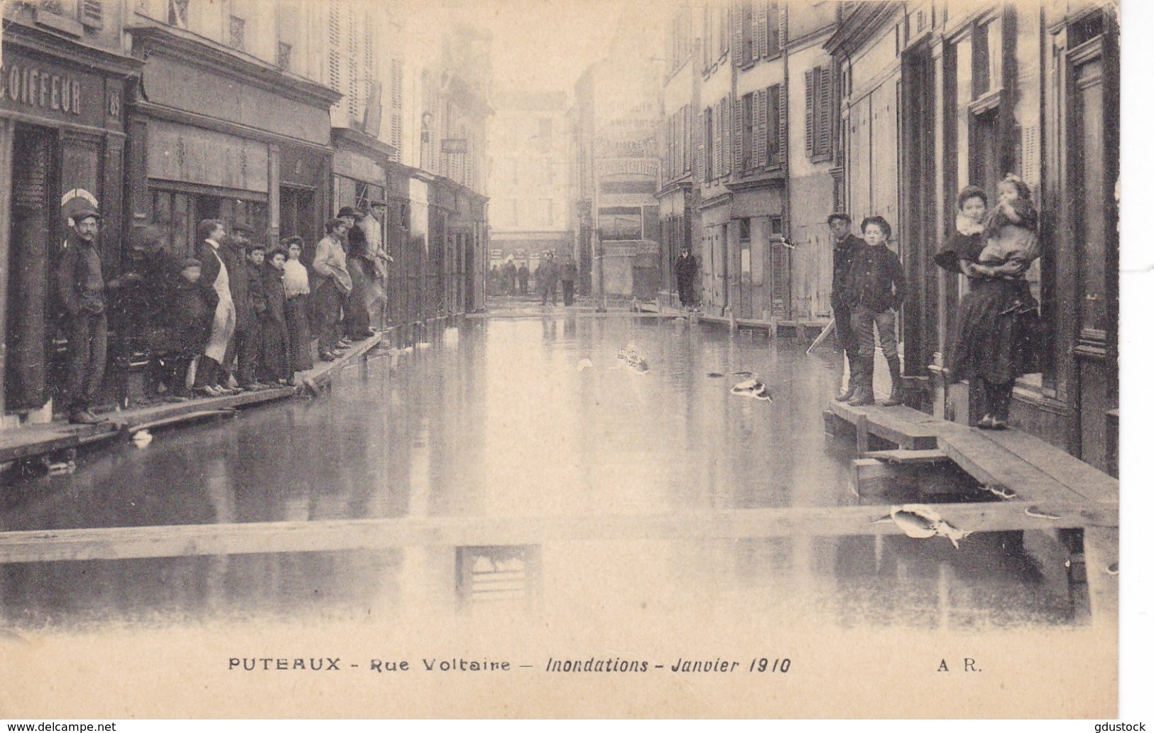 Hauts-de-Seine - Puteaux - Rue Voltaire - Inondations - Janvier 1910 - Puteaux