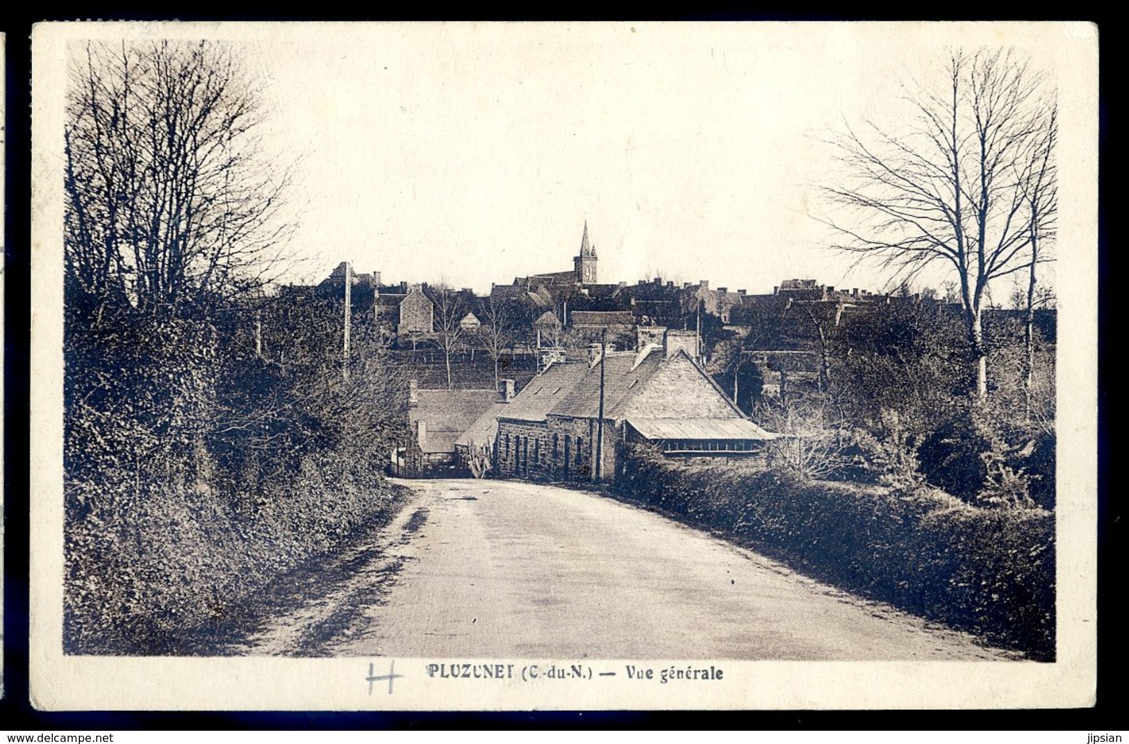 Cpa Du 22 Pluzunet Vue Générale  ---  Près Lannion LZ136 - Lannion