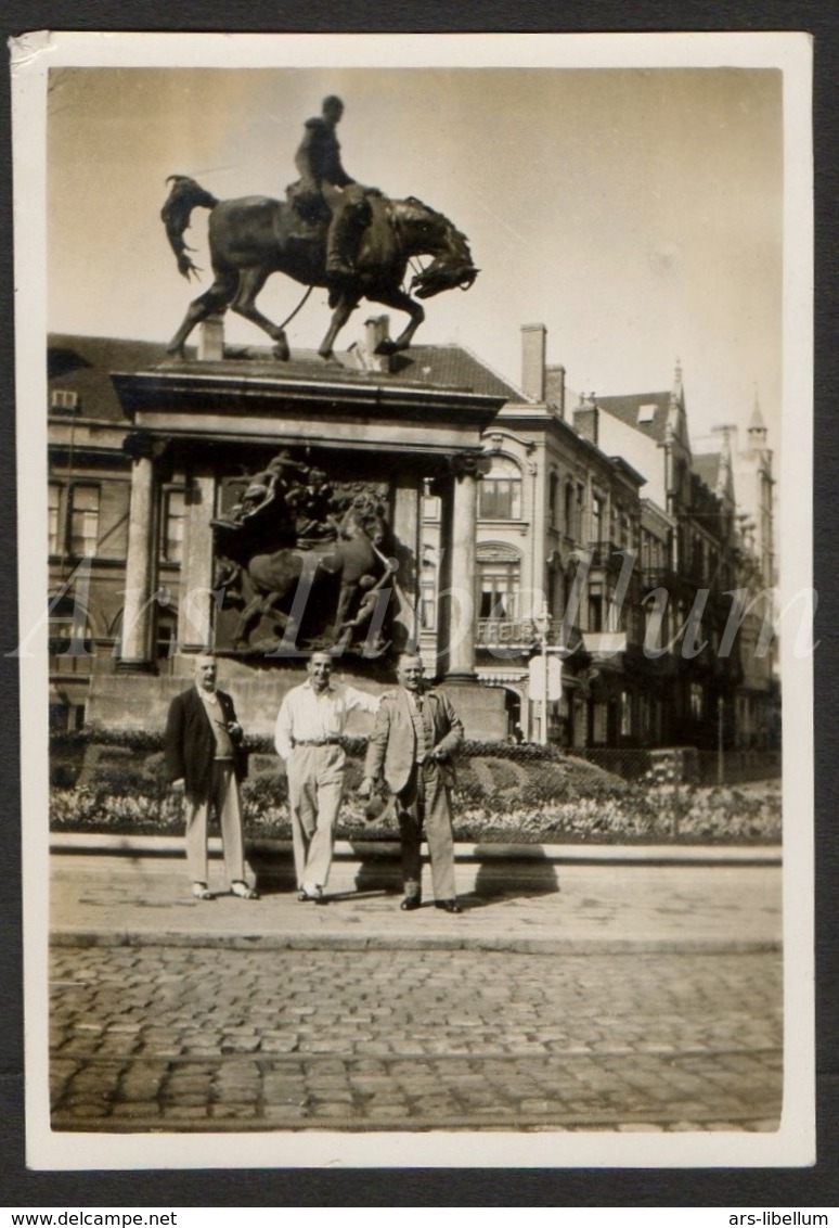 Photo Ancien / Original / Oostende / Ostende / 1931 / 2 Scans / Photo Size: 6 X 8.50 Cm. - Lieux