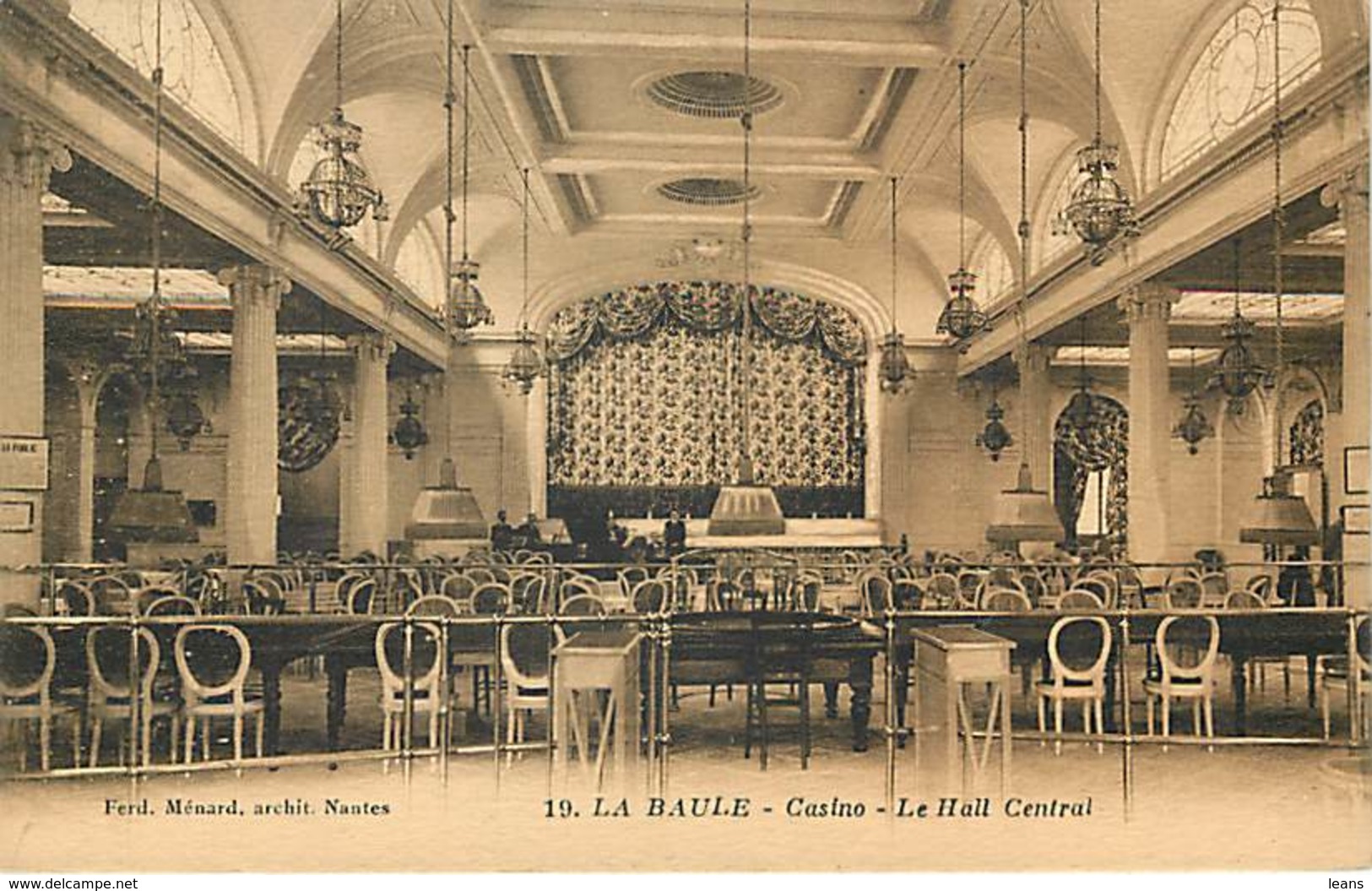 CASINO - LA BAULE - Le Hall Central - Casinos
