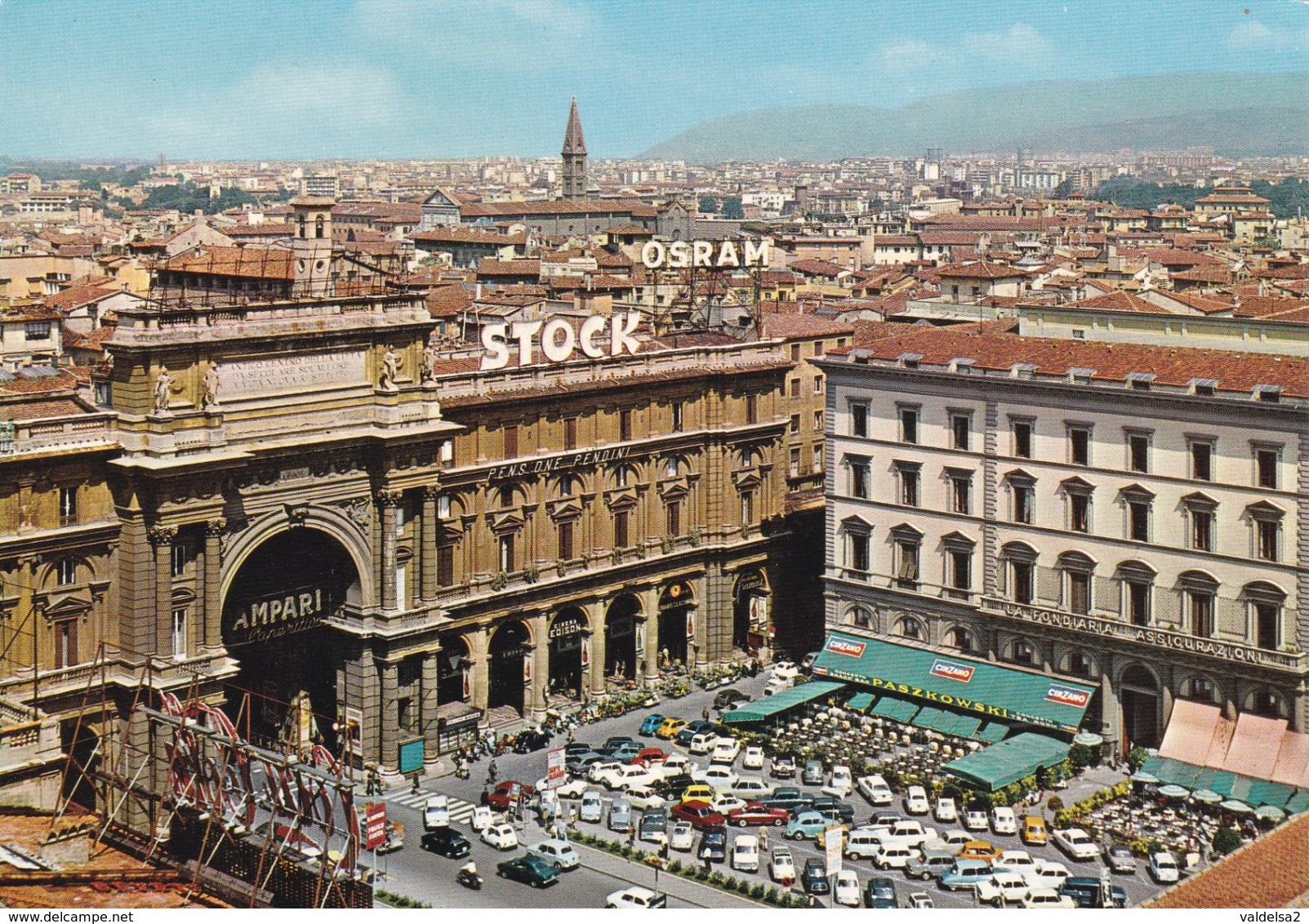 FIRENZE - PIAZZA DELLA REPUBBLICA - TENDONE PUBBLICITARIO BIRRA PASZKOWSKI - CINZANO - STOCK - OSRAM -CAMPARI - 1972 - Firenze (Florence)