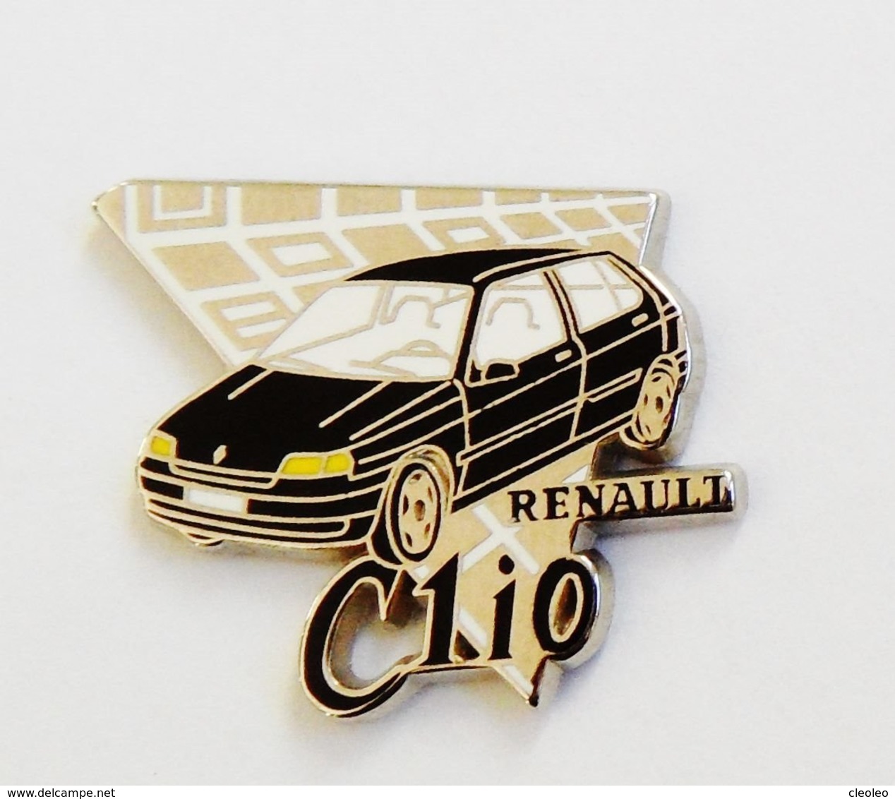 Pin ' RENAULT Clio Arthus Bertrand - Rno Voiture - Renault