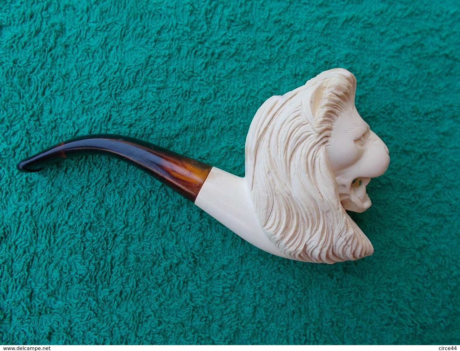 PIPE TIMOR TETE DE LION EN ECUME.TRES PEU FUMEE. - Meerschaumpfeifen