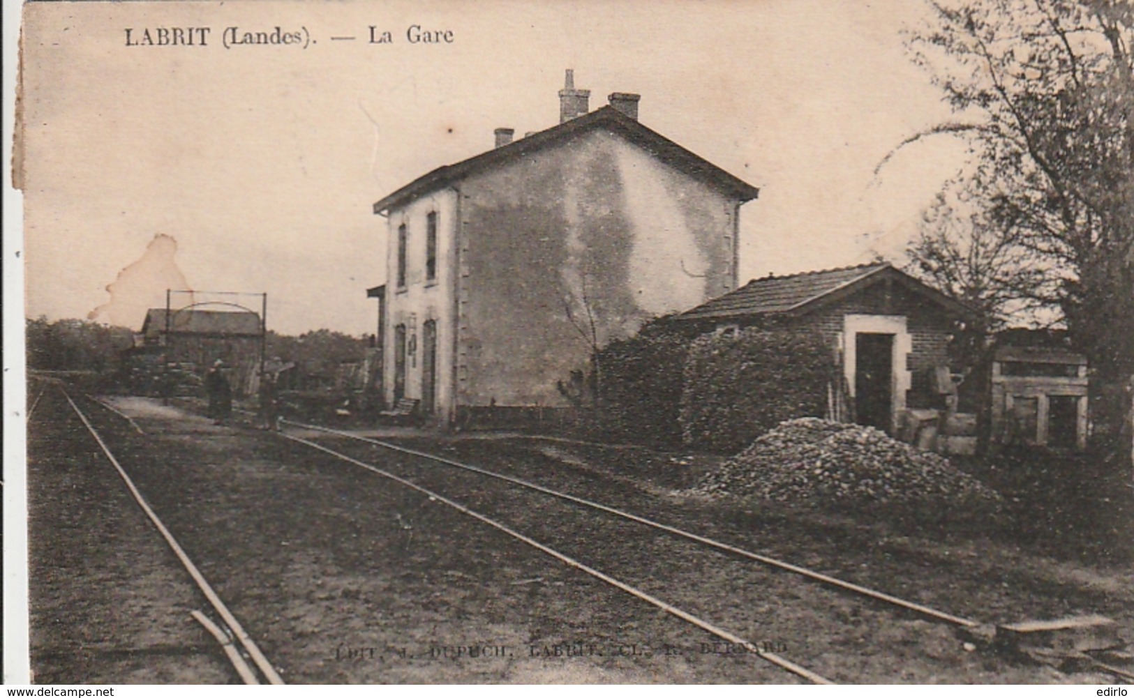 *** 40  ***  LABRIT La Gare  Landes Timbrée TB(petite Tache - Labrit