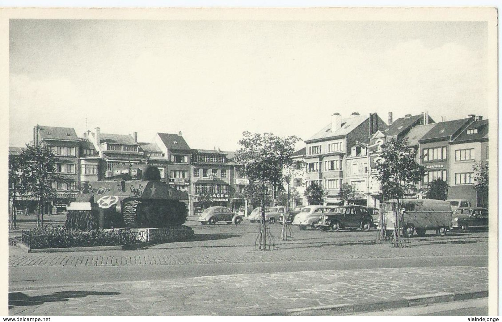 Bastenaken - Bastogne - Place Général Mac Auliffe - Bastogne