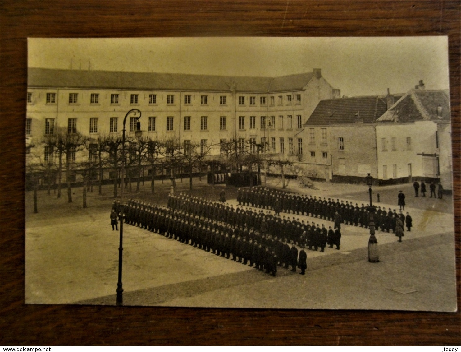 Oude Postkaart  ( Bruinachtig Van Kleur)    Vlaamsche  Leger Pupillenschool  Middelbare Graad  Aalst -- Alost - Aalst