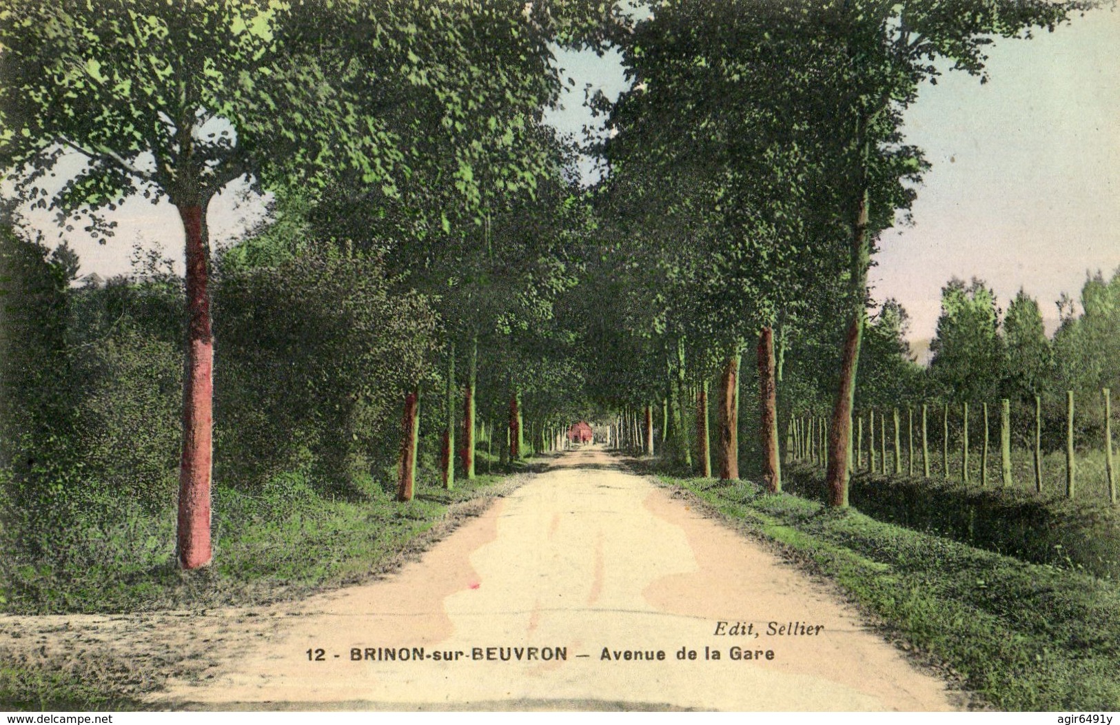 BRINON SUR BEUVRON - 58 - Avenue De La Gare - 73552 - Brinon Sur Beuvron