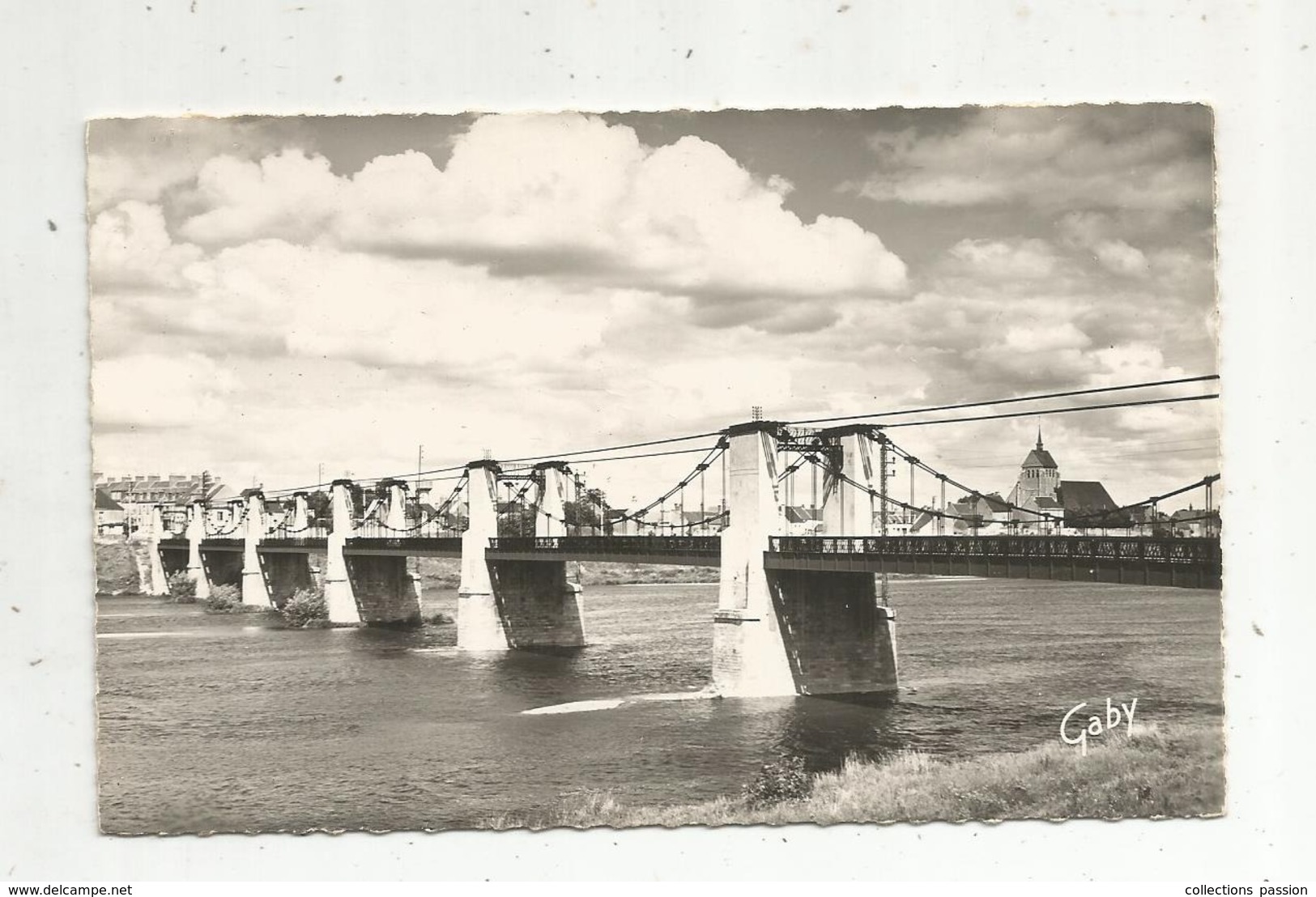 Cp, 45, JARGEAU ,  Le Pont Vers SAINT DENIS DE L'HÔTEL ,vierge - Jargeau