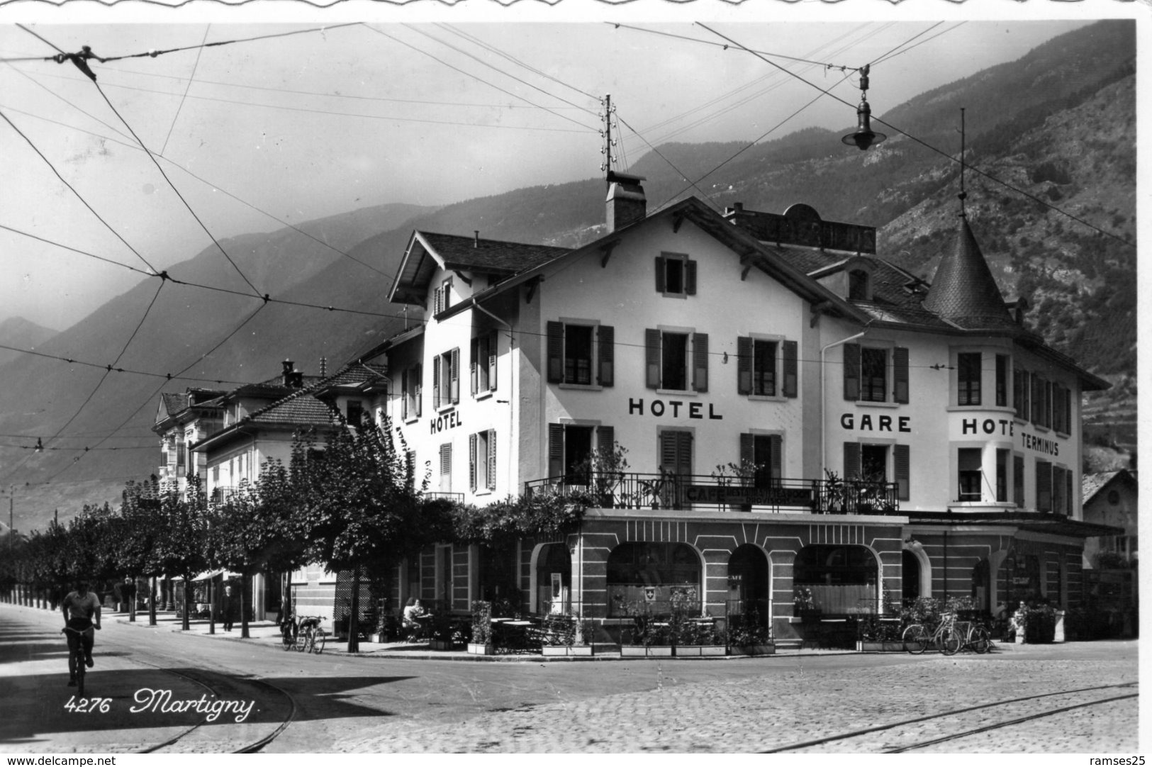 (124)  CP  Martigny   (bon Etat) - Martigny