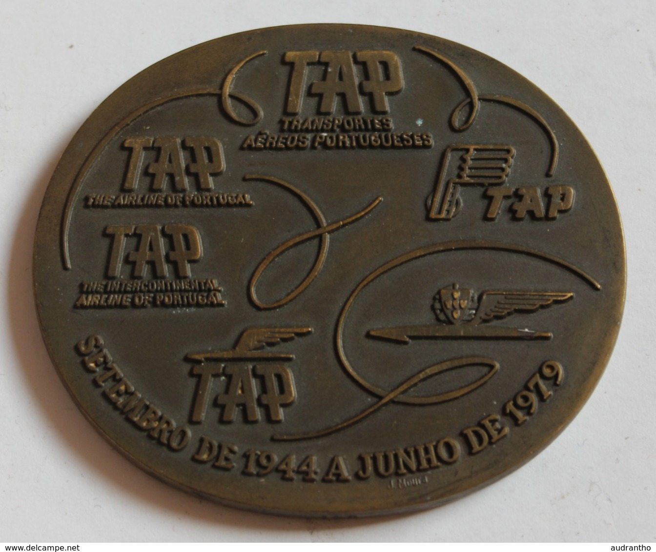 Rare Grande Médaille De Table Numérotée Aviation TAP Air Portugal Transportes Aereos Portugueses De 1944 à 1979 Avion - Other & Unclassified