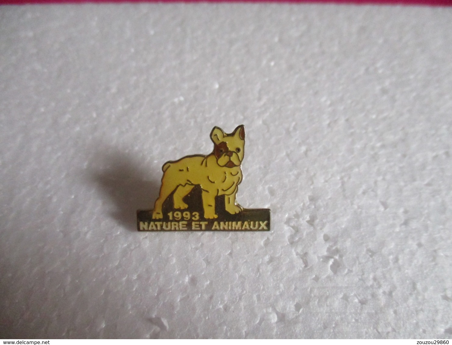 Pin's Animalier Nature Et Animaux 1993 - Bouledogue. - Animaux