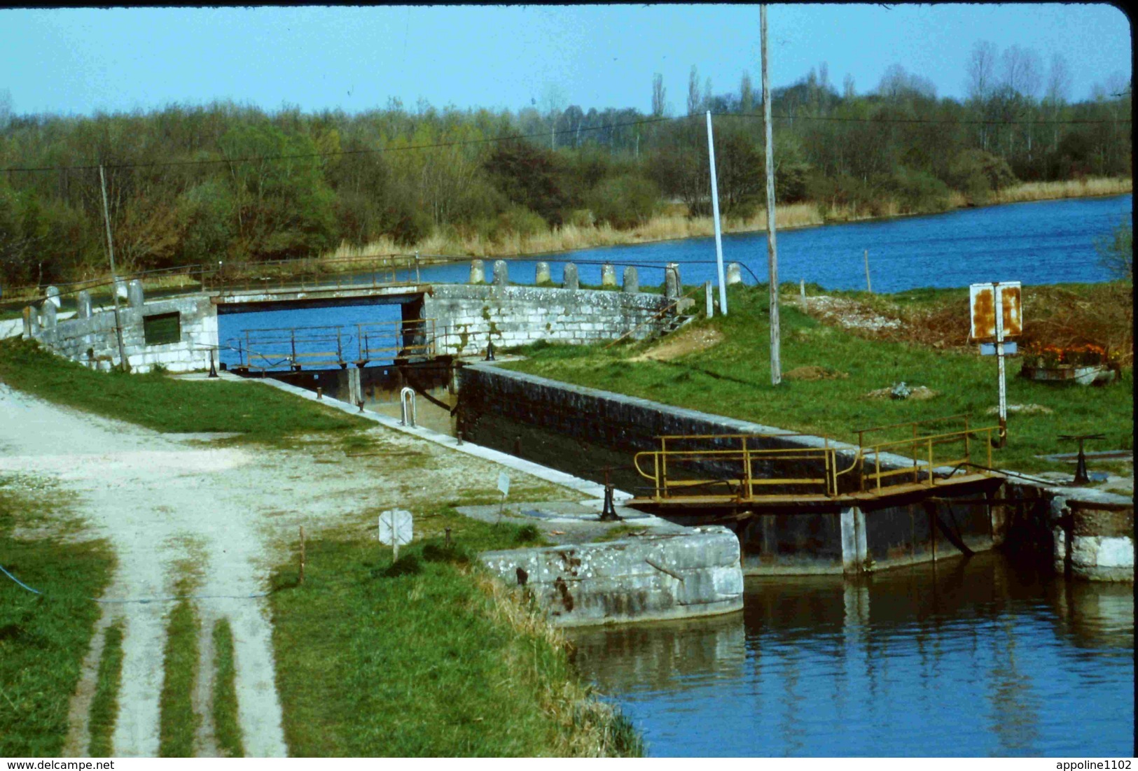 SAINT-SYMPHORIEN-SUR-SAONE - Autres & Non Classés