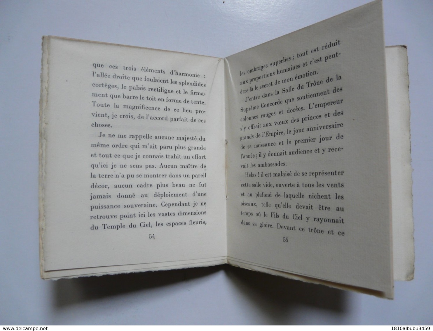 PETIT OUVRAGE SUR VERGE D'ARCHES NUMEROTE 490 - Sous Le Ciel De Pekin - André DUBOSQ - Altri & Non Classificati