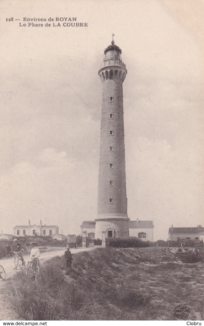 17 Environs De Royan, Le Phare De La Coubre - Royan