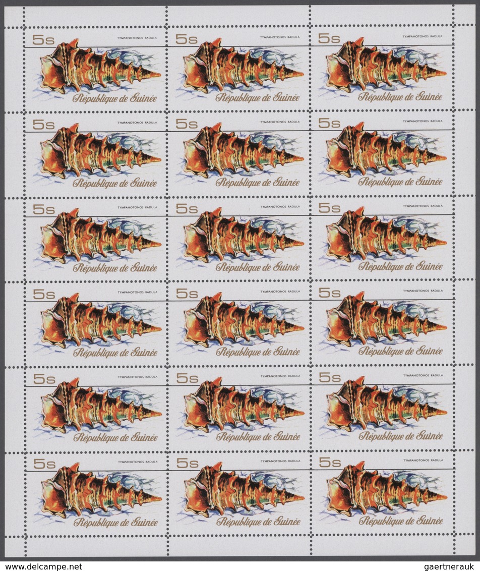 Guinea: 1953/1983, Big Investment Accumulation Of Full Sheets, Part Sheets And Souvenir Sheets. Vary - República De Guinea (1958-...)