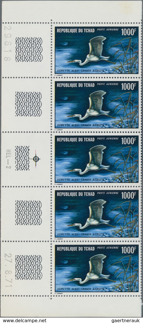 Tschad: 1971, Airmail Definitive 1.000fr. ‚Casmerodius Albus‘ In A Lot With About 600 Stamps Mostly - Chad (1960-...)