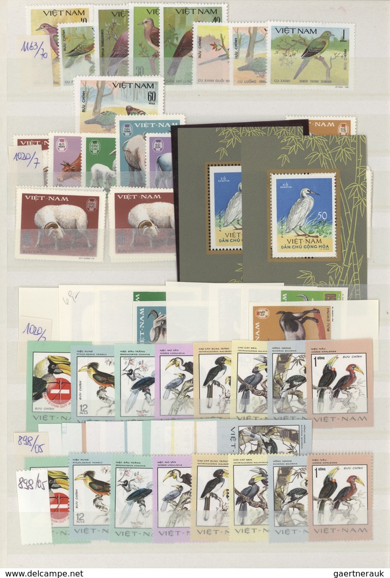 Thematik: Tiere, Fauna / Animals, Fauna: 1960/2005 (ca.), Mainly Modern Issues, Comprehensive MNH Ac - Otros & Sin Clasificación