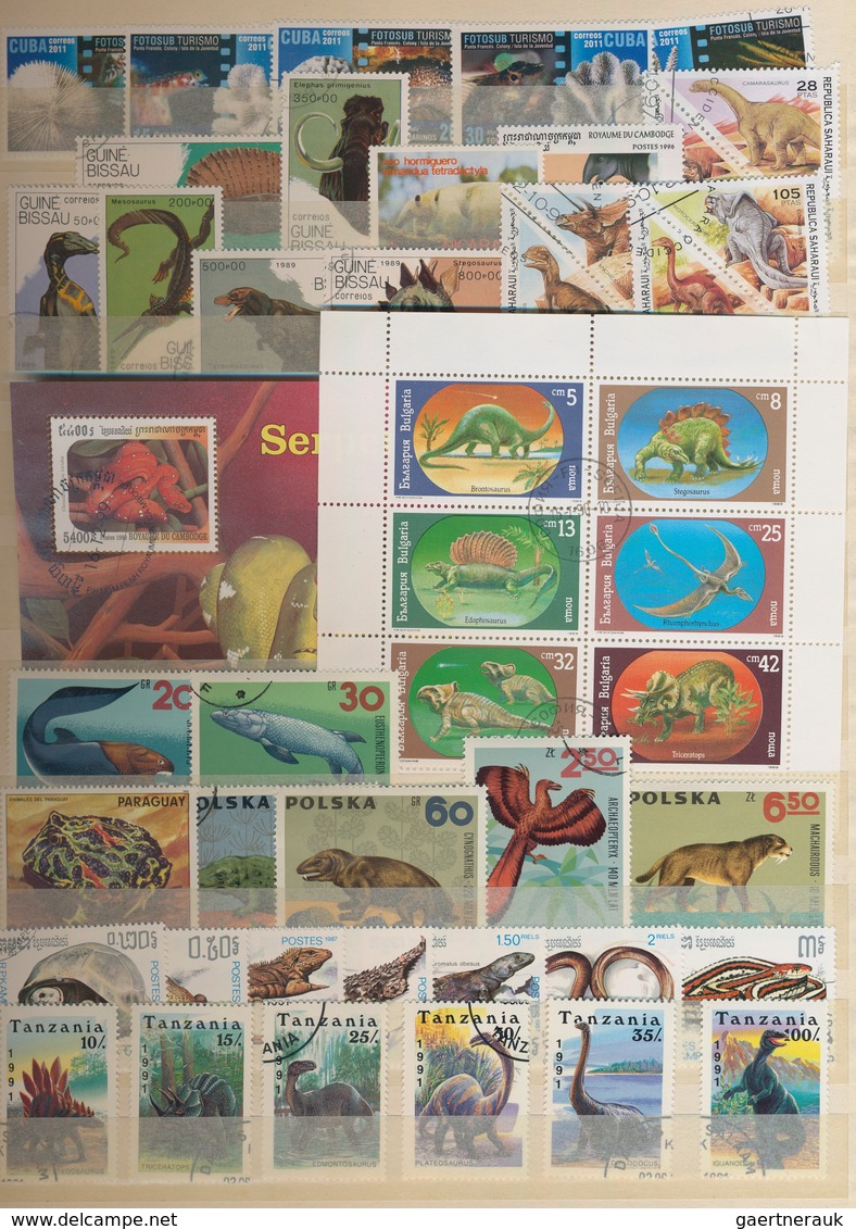 Thematik: Tiere-Dinosaurier / Animals-dinosaur: 1960 - 2008 (ca.), Comprehensive, Mostly Stamped Col - Vor- U. Frühgeschichte