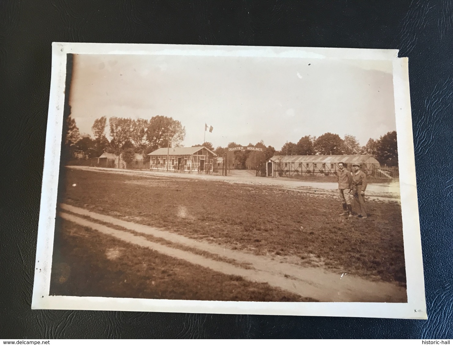 Quartier MOULINES (camp Militaire Algerie ?) - Guerre, Militaire