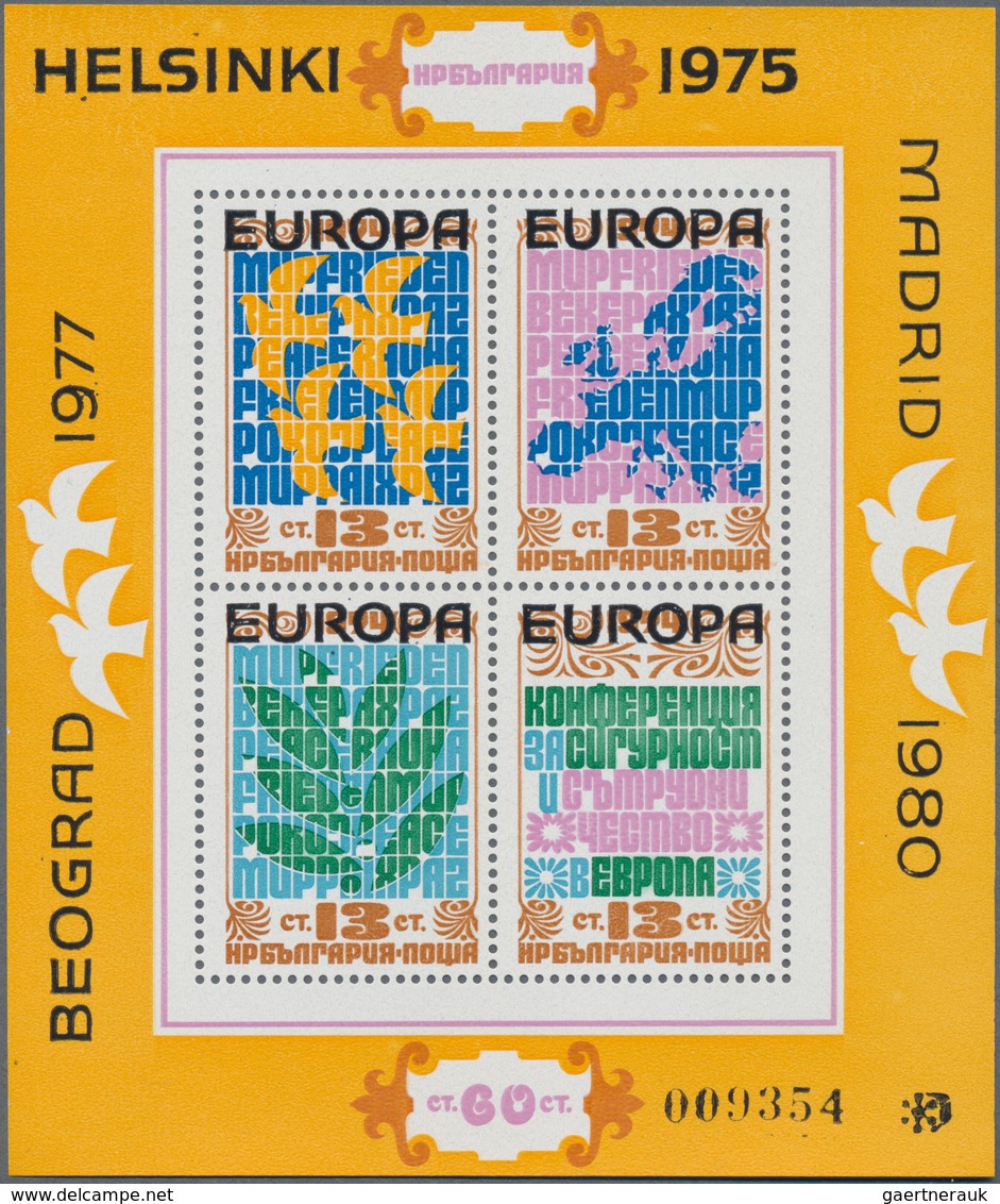 Bulgarien: 1979/1985, Accumulation With 363 Miniature Sheets In Eight Different Types Incl. Many EUR - Briefe U. Dokumente