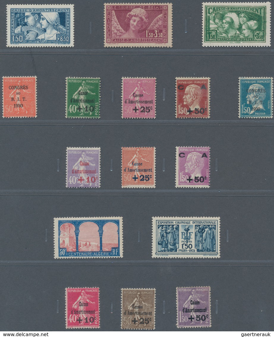 Frankreich: 1849/1945, mint and used colelction in two Safe albums, well collected throughout from c