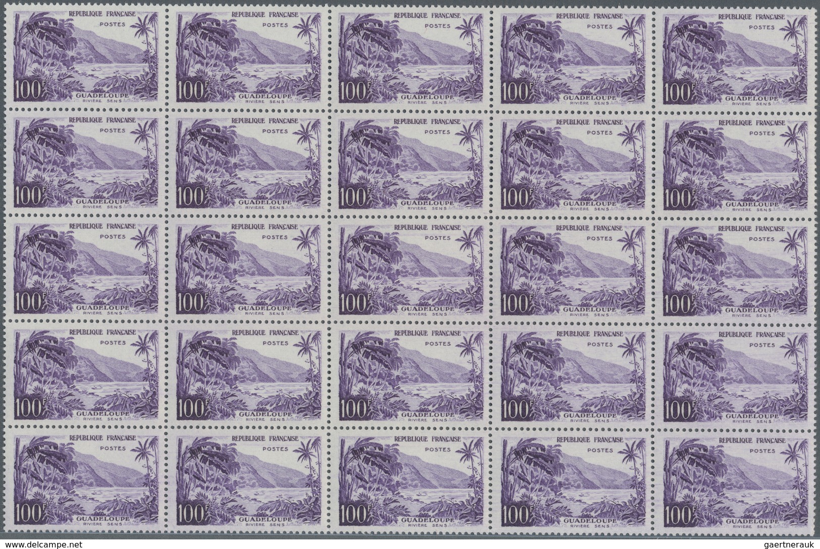 Frankreich: 1940/1966, Comprehensive MNH Stock, Well Filled And Sorted On Stockcards, Mainly Commemo - Verzamelingen