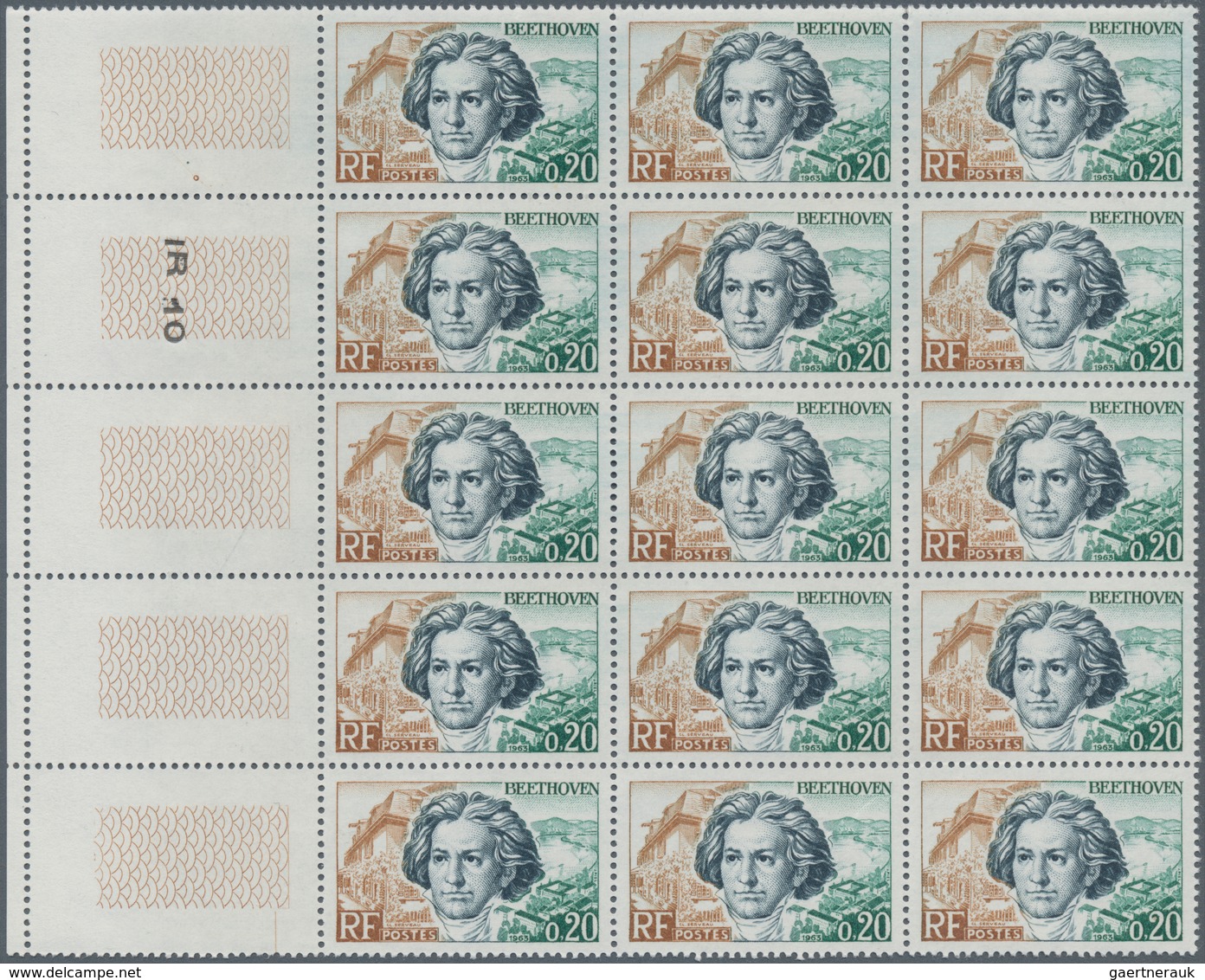 Frankreich: 1940/1966, comprehensive MNH stock, well filled and sorted on stockcards, mainly commemo