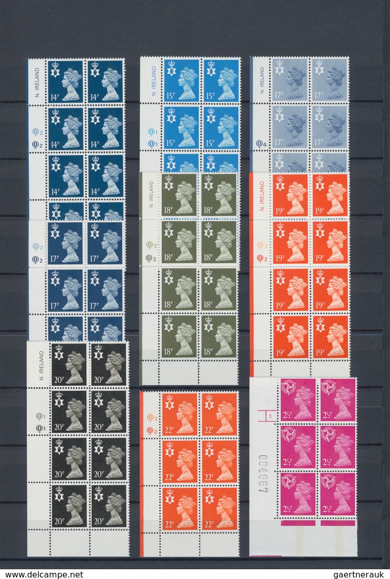 Großbritannien - Machin: 1967/1995 (ca.), PRE-DECIMAL And DECIMAL MACHINS, Collection Of Apprx. 306 - Machin-Ausgaben