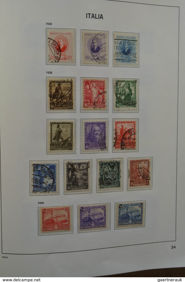 Italien: 1861-1975. MNH, mint hinged and used collection Italy 1861-1975 in 2 Davo cristal albums an