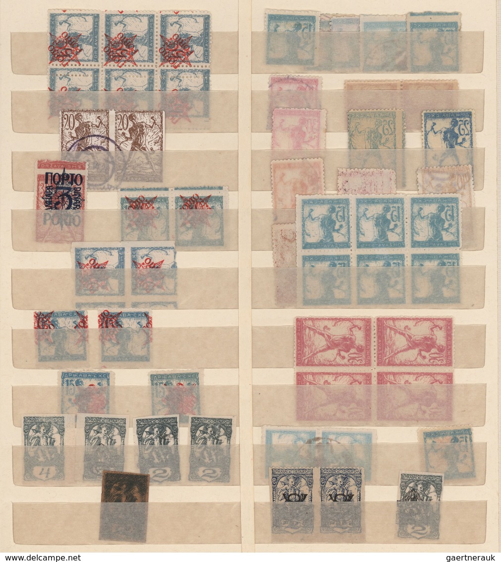 Jugoslawien: 1918/1940, Mint And Used Accumulation Of Several Hundred Stamps In A Stockbook, Compris - Lettres & Documents