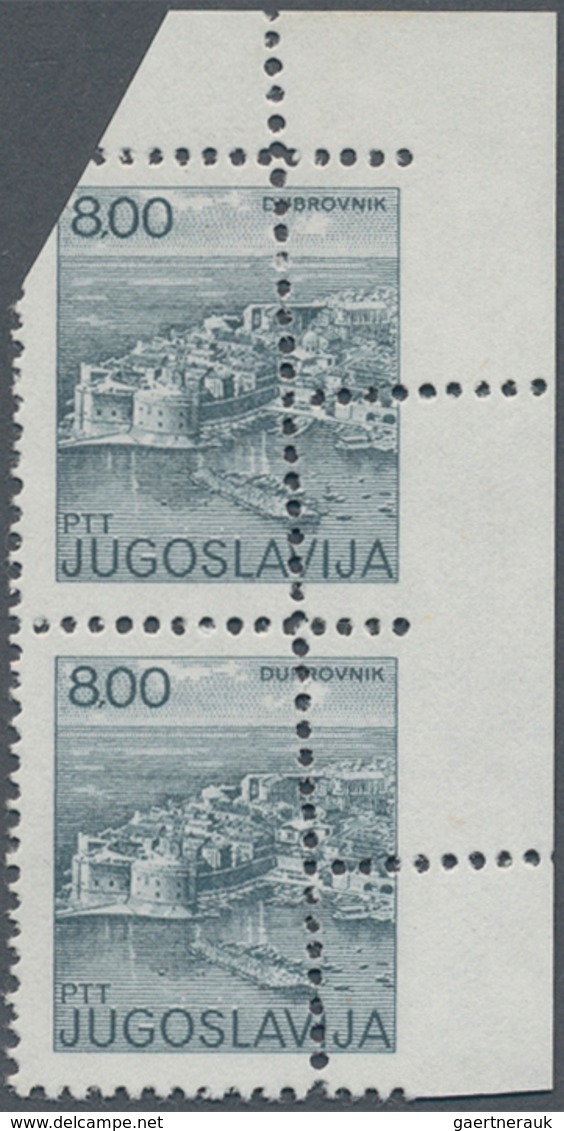 Jugoslawien: 1966/1981, U/m Assortment Of Apprx. 40 Stamps Showing Varieties Like Imperf, Partly Imp - Cartas & Documentos