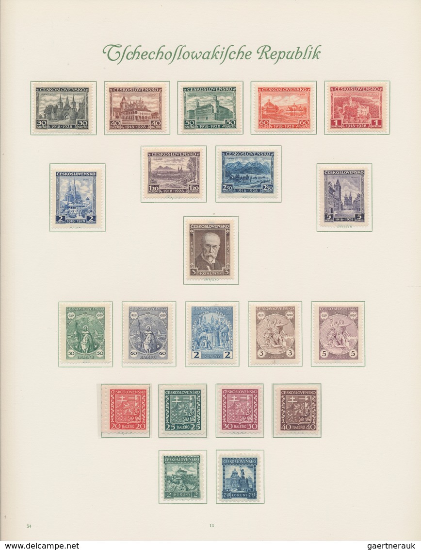 Tschechoslowakei: 1918/1969, Unused / Mint Never Hinged Collection In 4 Books. With Block Issues And - Usados