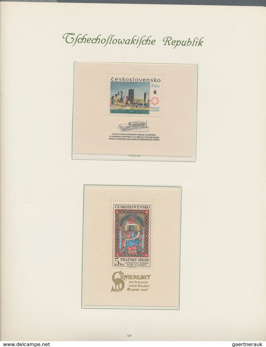 Tschechoslowakei: 1918/1969, unused / mint never hinged collection in 4 Books. With block issues and