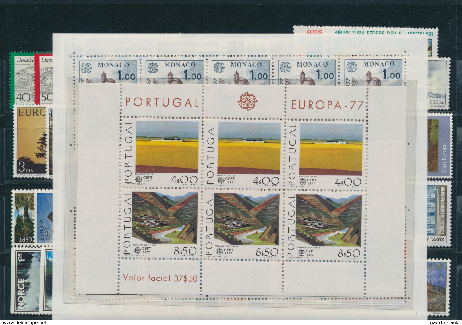 Europa-Union (CEPT): Mint never hinged collection of the joint issues; complete in the main numbers;