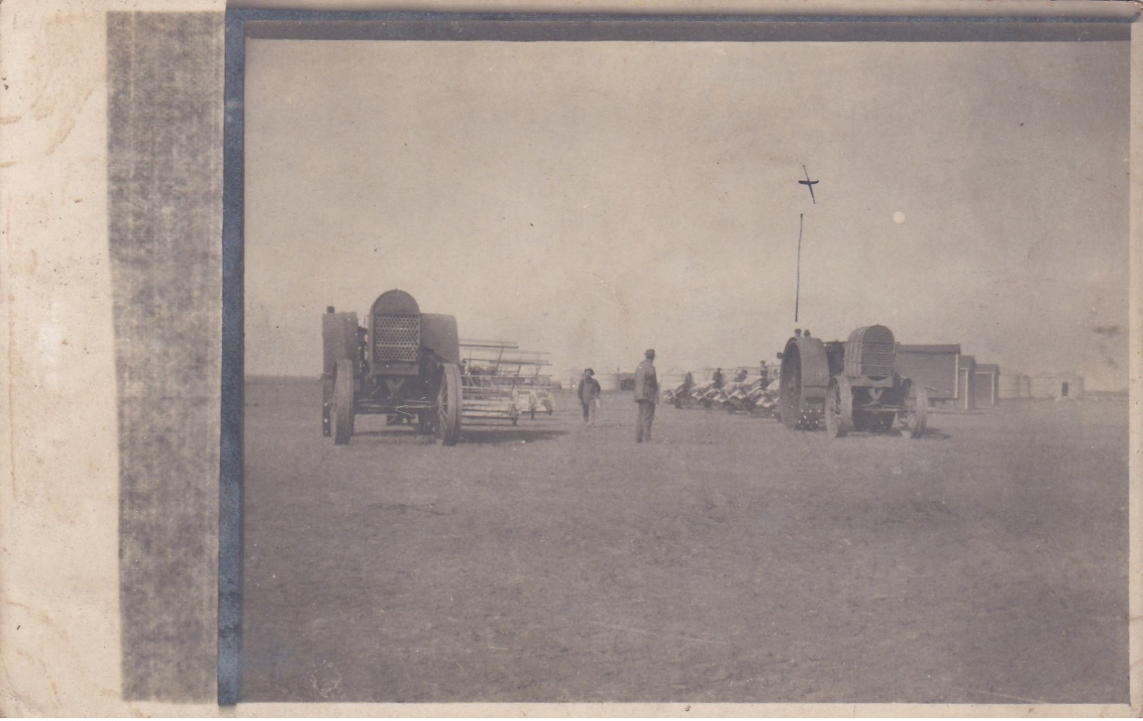 TRACTEUR MOISSONNEUSE CARTE PHOTO - Tracteurs