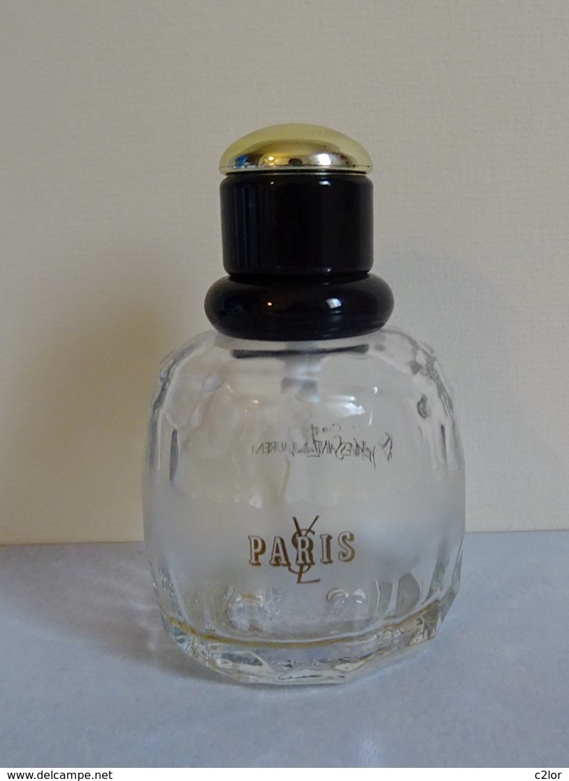 Flacon Vaporisateur "PARIS "d'YVES ST LAURENT EDP 50 Ml VIDE/EMPTY Pour Collection Ou Décoration - Flacons (vides)