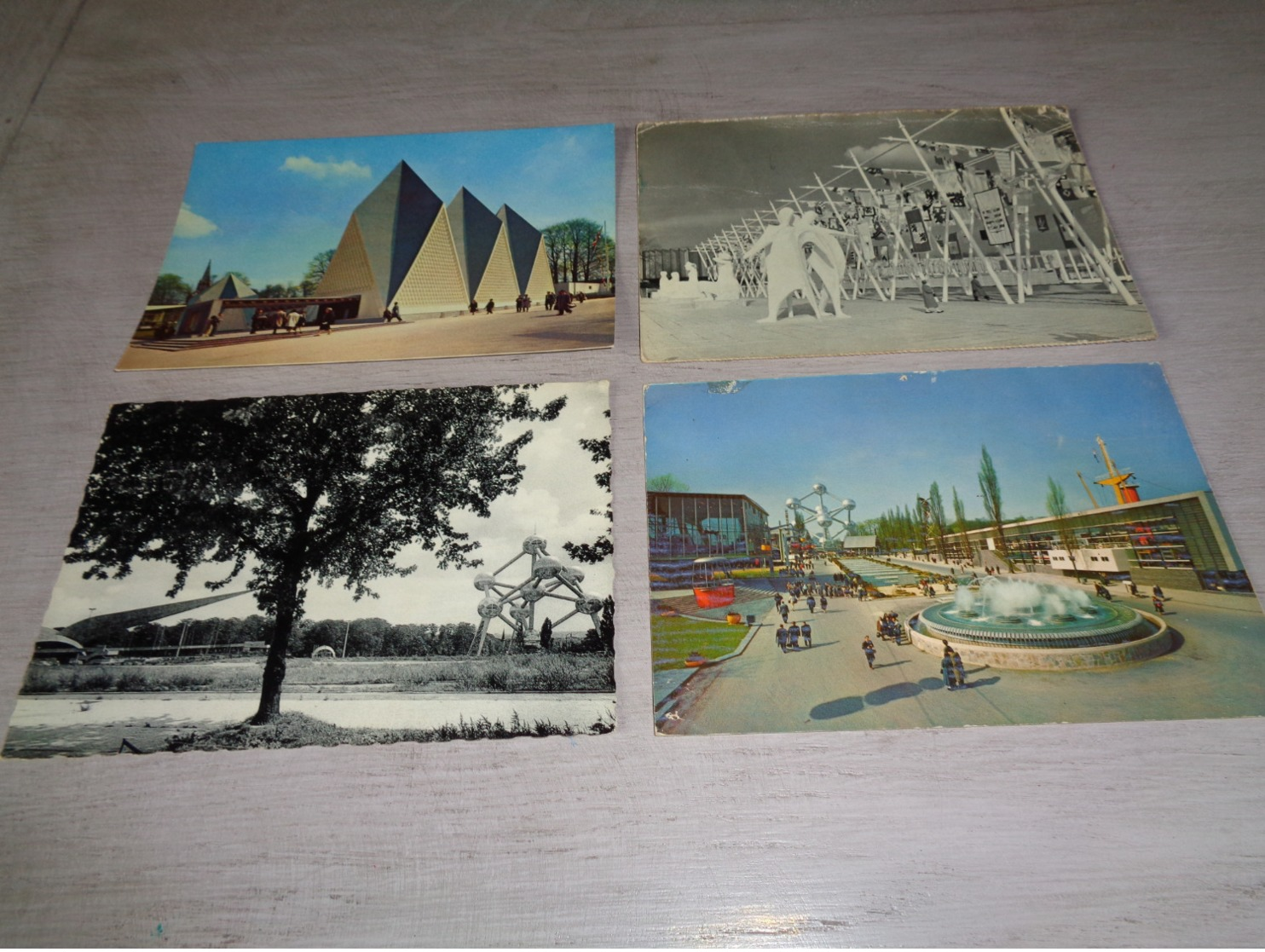 Beau lot de 60 cartes postales de Belgique CPSM  grand format  Exposition Universelle de Bruxelles 1958  Brussel