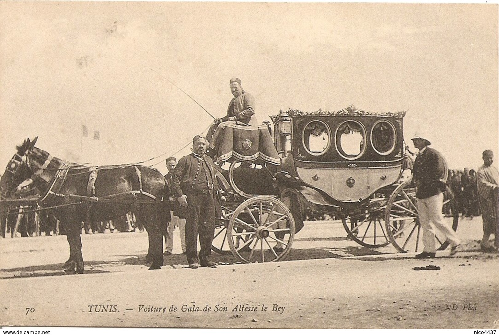 Cpa Tunis Voiture De Gala De Son Altesse Le Bey - Tunesië