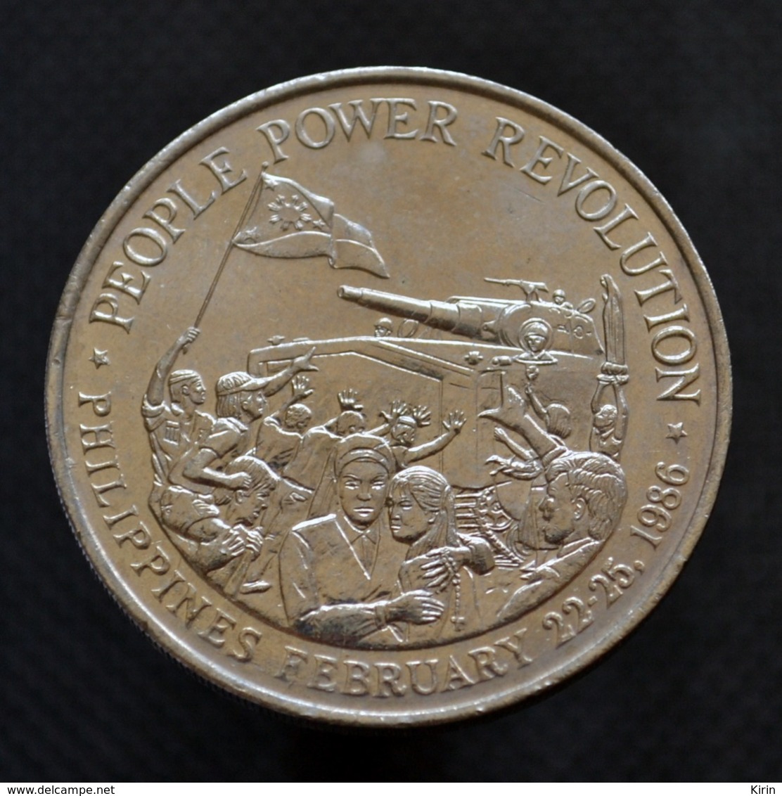 Philippines 10 Piso (People Power Revolution)1988. Commemorative Coin. UNC. 1PCS - Filippijnen