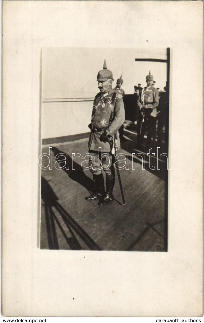 ** T1/T2 Wilhelm II With Decorations And Medals. Photo - Sin Clasificación