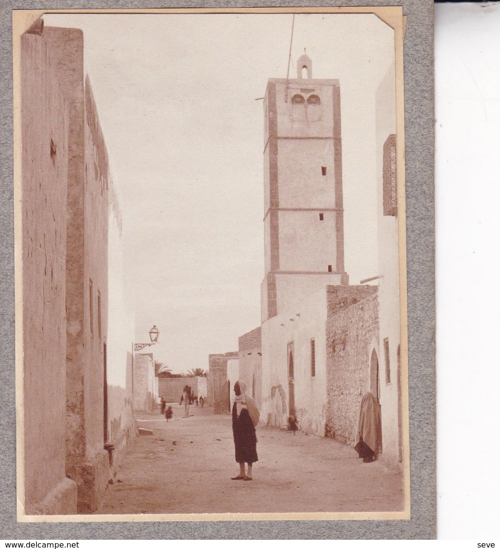 GABES TUNISIE  Ambiance De Rue Septembre 1923  Photo Amateur Format Environ 7,5 Cm X 5,5 Cm - Lieux