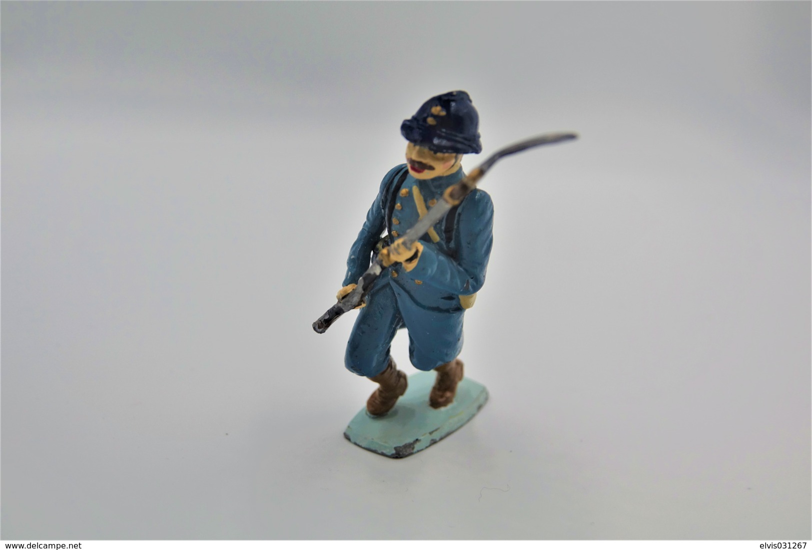 C.B.G. CBG Hachette, WW 1 French Soldier, Made In France , Vintage, Lead - Figurines