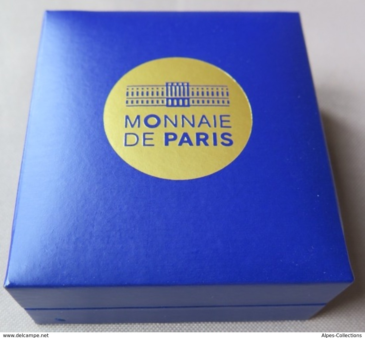 0049 - COFFRET BE FRANCE - 2015 - 2 Euros Commémo. La Paix En Europe - France