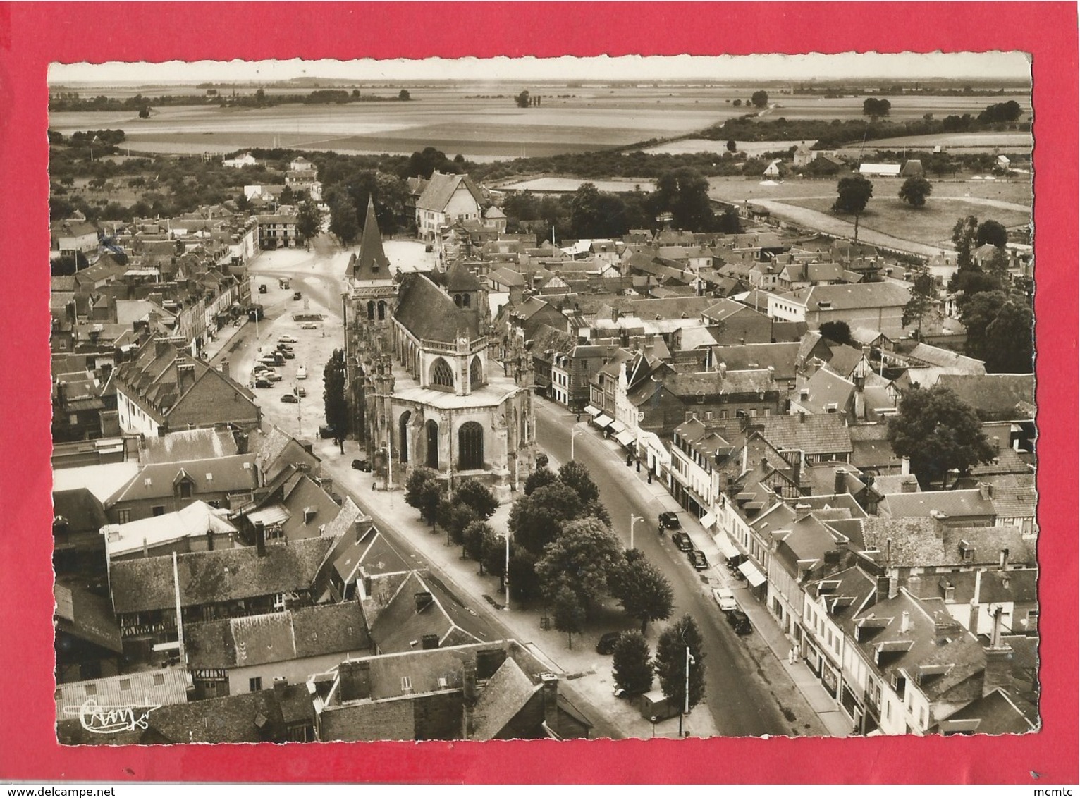 CPSM Grand Format -  Le Neubourg   -(Eure) - Vue Aérienne De 'église Vers Le Vieux Château - Le Neubourg