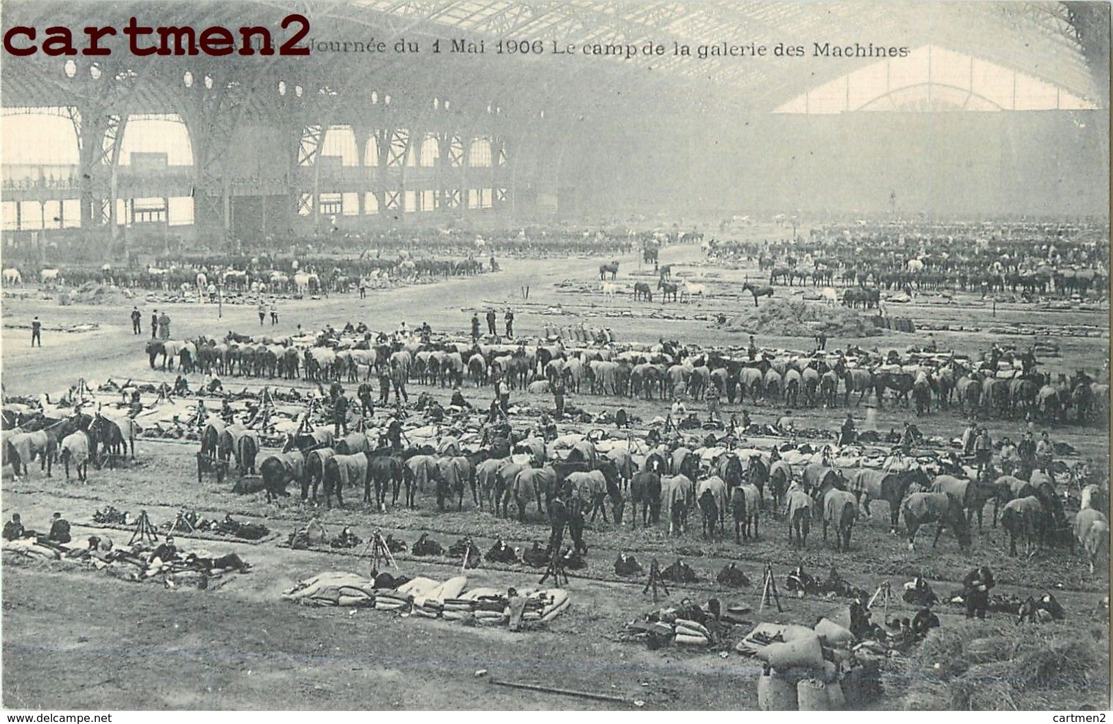 PARIS GREVE GENERALE JOURNEE DU 1er Mai 1906 LE CAMP DE LA GALERIE DES MACHINES CHEVAUX MANIFESTATION - Other & Unclassified