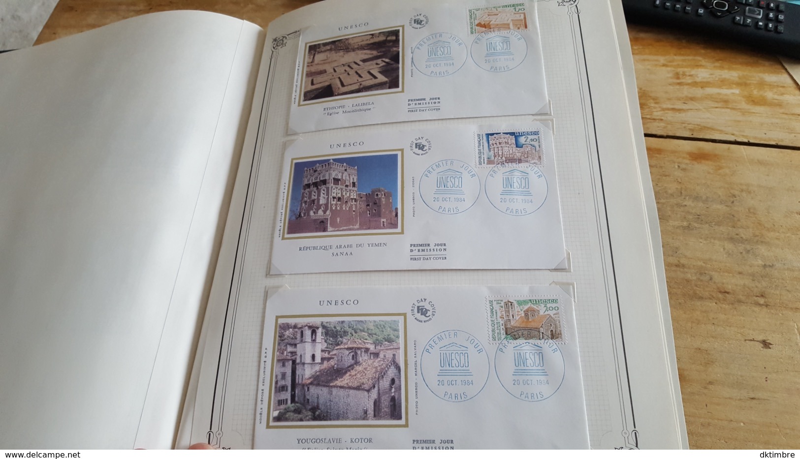 LOT 472469 ALBUM TIMBRE DE FRANCE SERVICE PORT A 10 EUROS